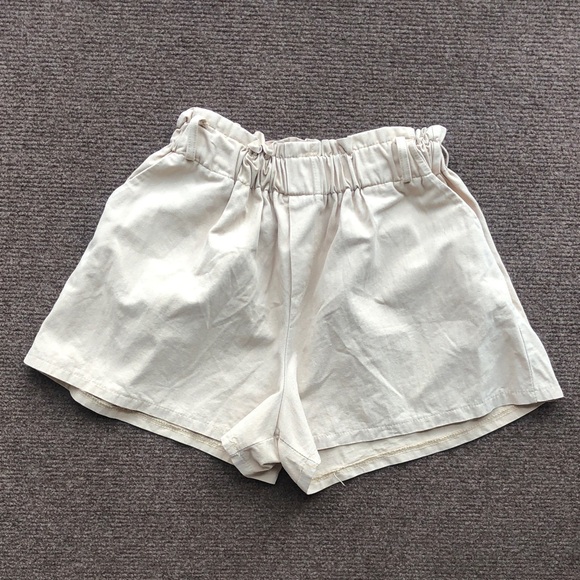 Pants - High-Waist Cream Paperbag Shorts